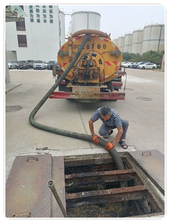 加格达奇隔油池清掏